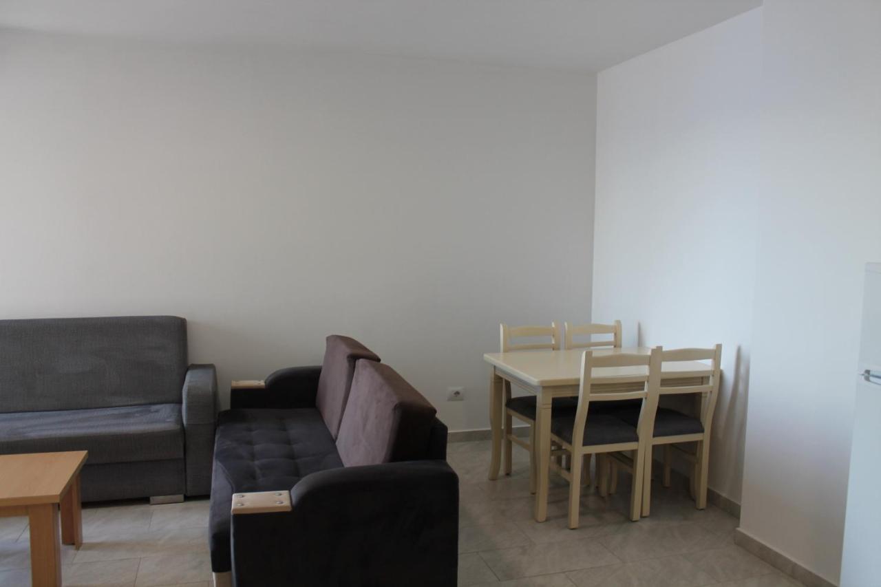 Apartament Roxhensi Shëngjin Zewnętrze zdjęcie