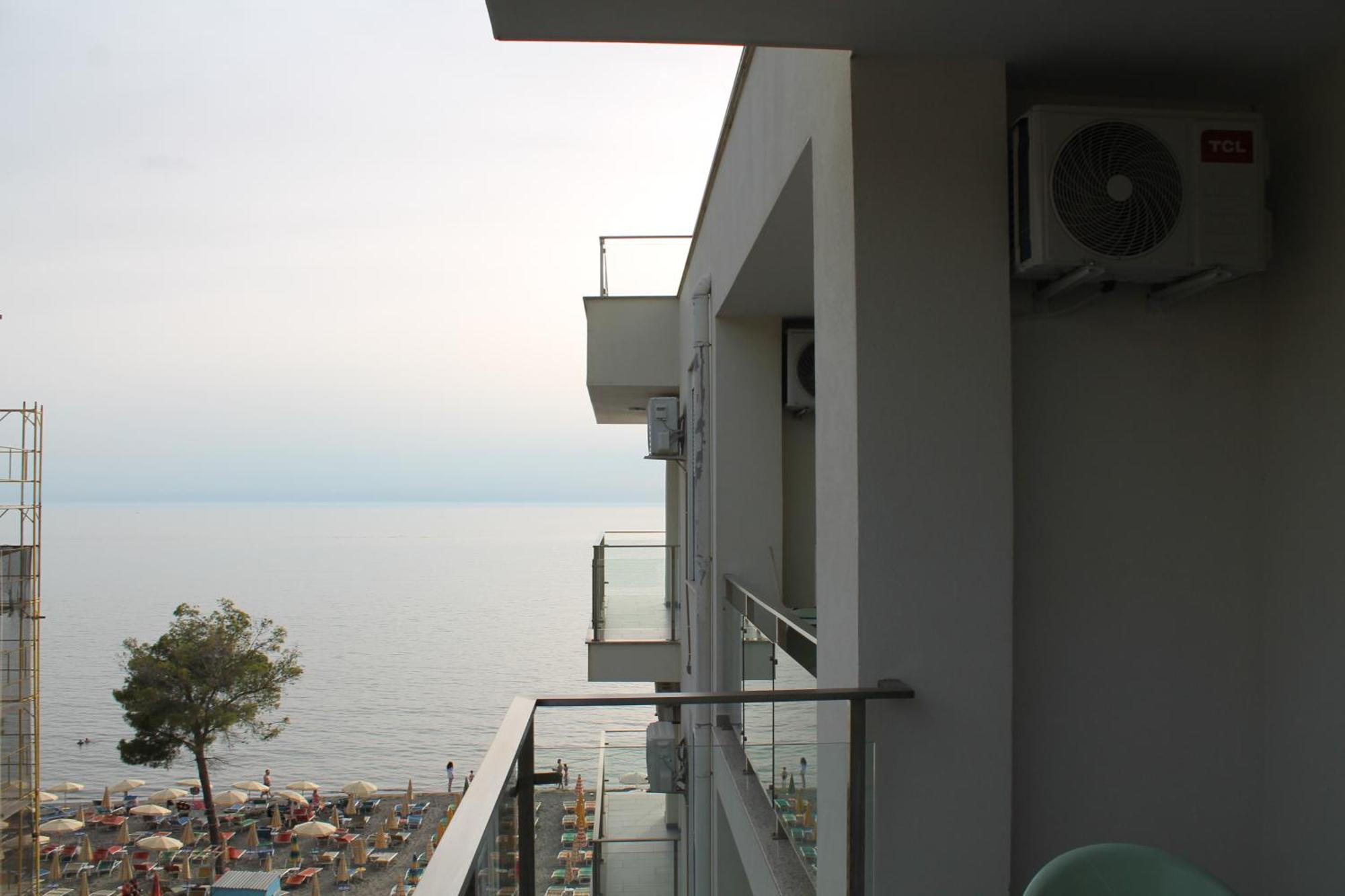 Apartament Roxhensi Shëngjin Zewnętrze zdjęcie